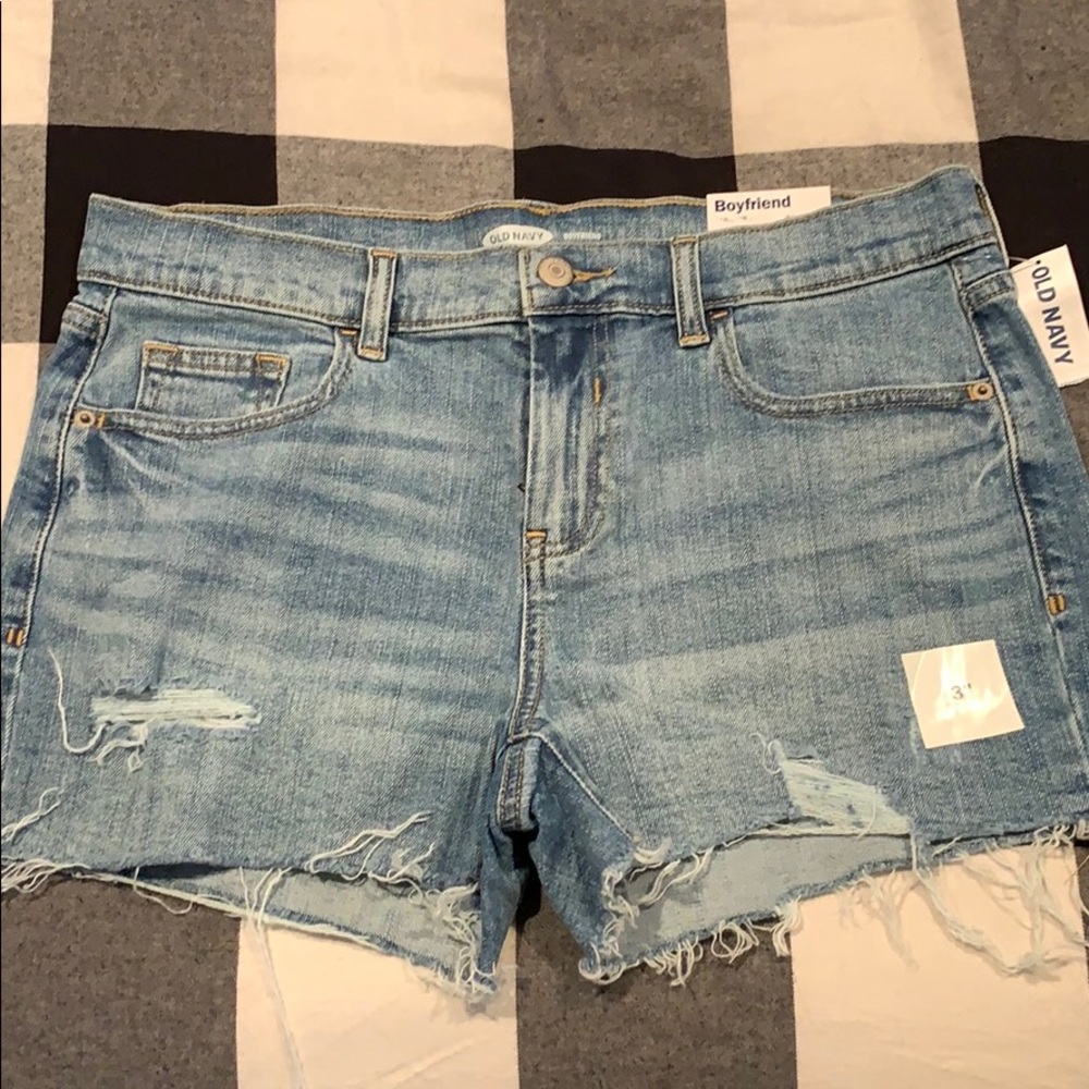 Old navy boyfriend distressed jean shorts